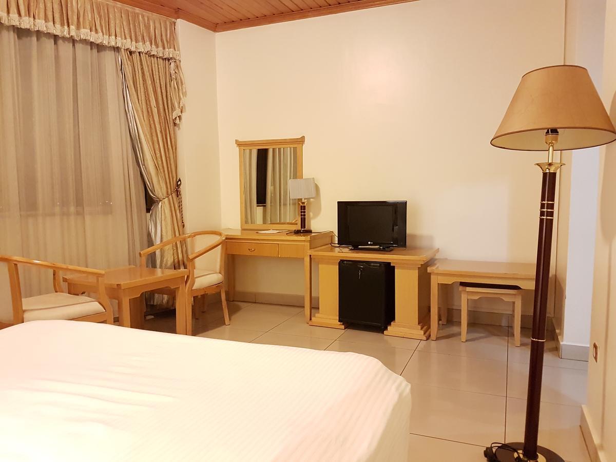 Civitas Hotel Кигали Экстерьер фото