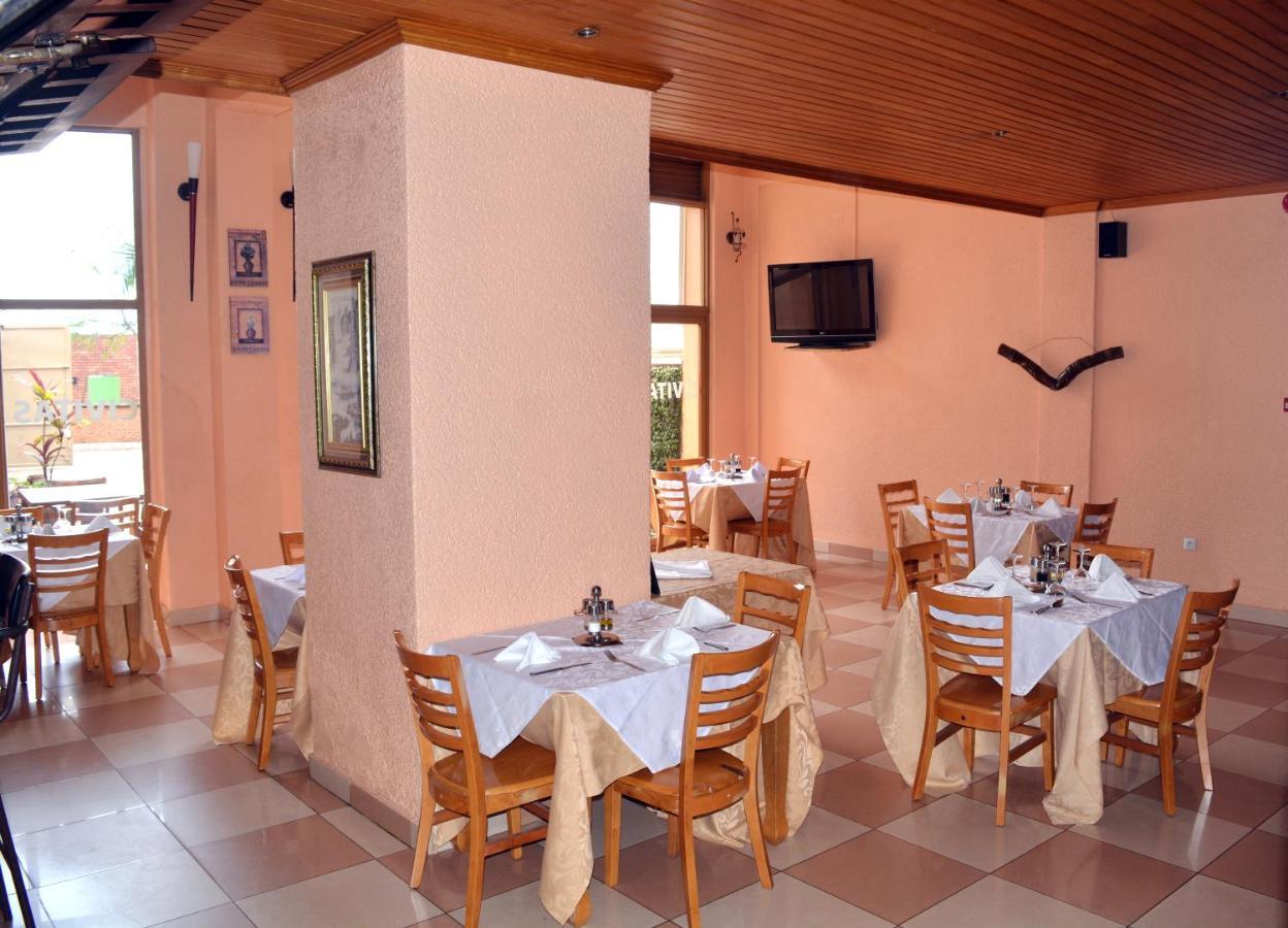 Civitas Hotel Кигали Экстерьер фото