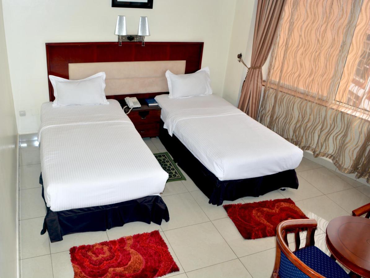Civitas Hotel Кигали Экстерьер фото